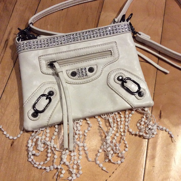 🌺 WHITE FRINGE BLING CROSSBODY PURSE SHORT BOHO - Picture 5 of 8